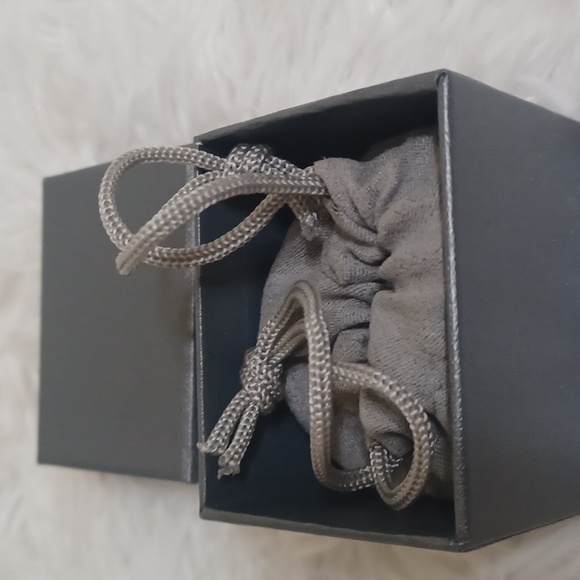 Colleen Lopez Sterling Silver Pear Shaped Amethyst Drop Earrings NEW - Picture 8 of 8